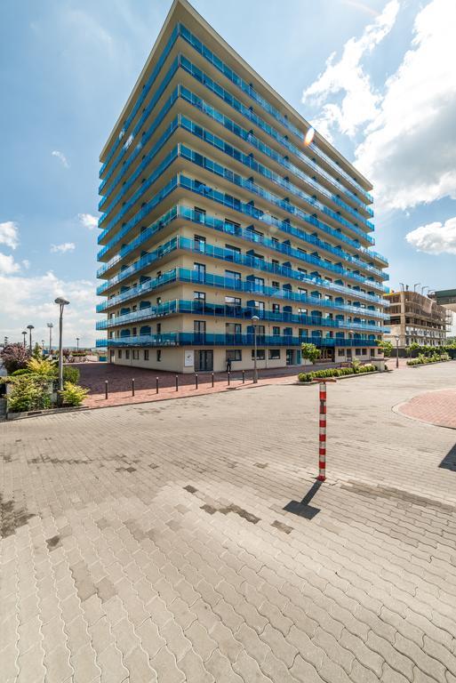 Red Hotel Accommodation Cluj-Napoca Esterno foto
